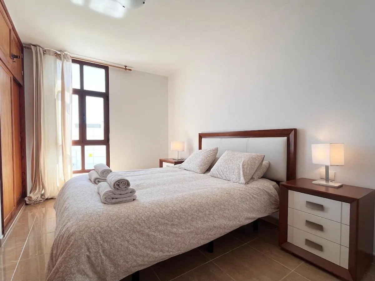 Casa Alpine - 2 Bedroom Apartment With Large Terrace Tias