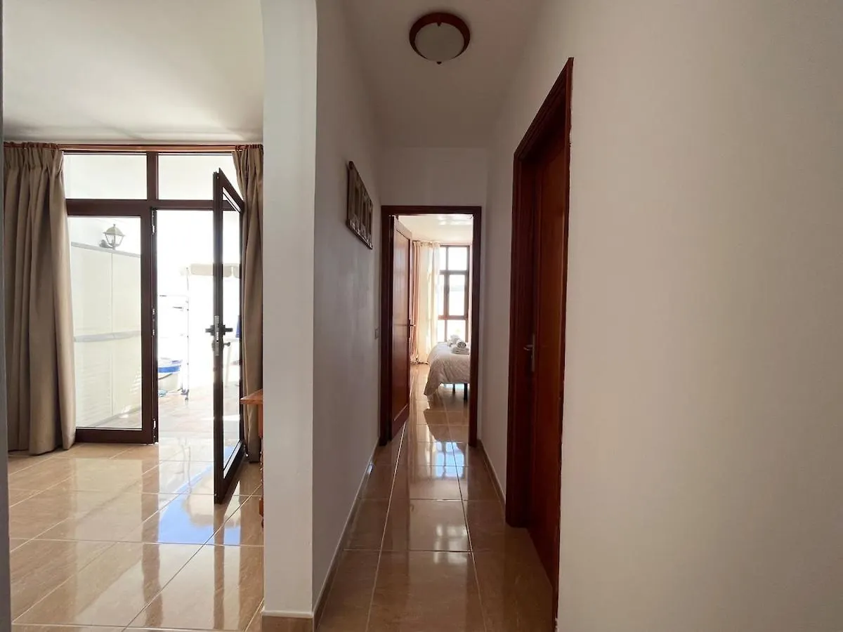 Casa Alpine - 2 Bedroom Apartment With Large Terrace Tias